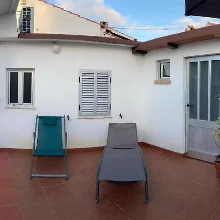 Casa Emilia & Alda Juncal (Leiria)